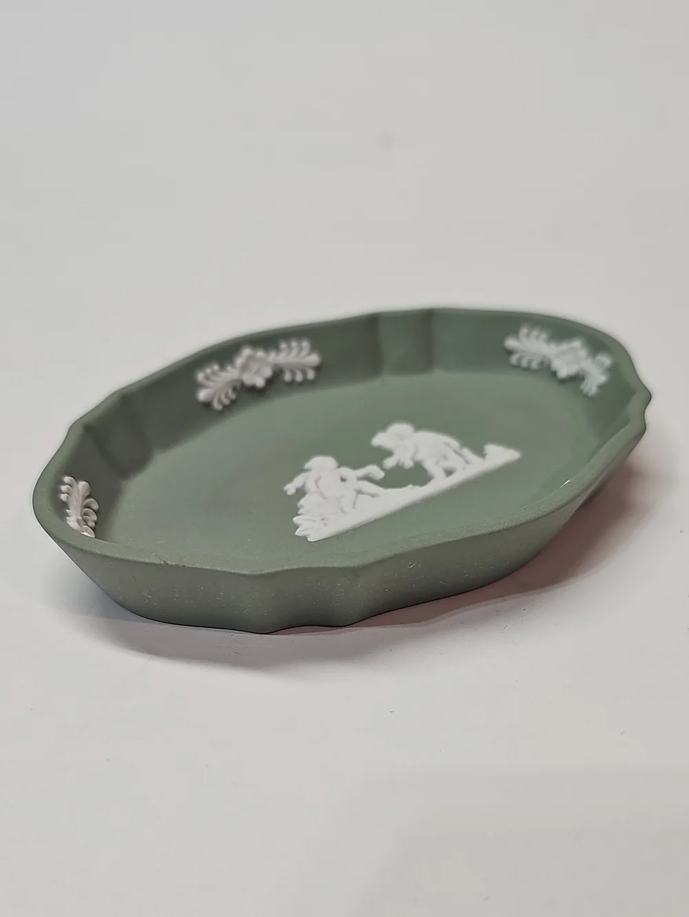 Vintage Wedgwood Cream Color On Celadon Green Jasperware Silver Tray -  Cherubs